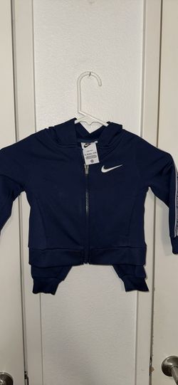 Nike sweater and pants