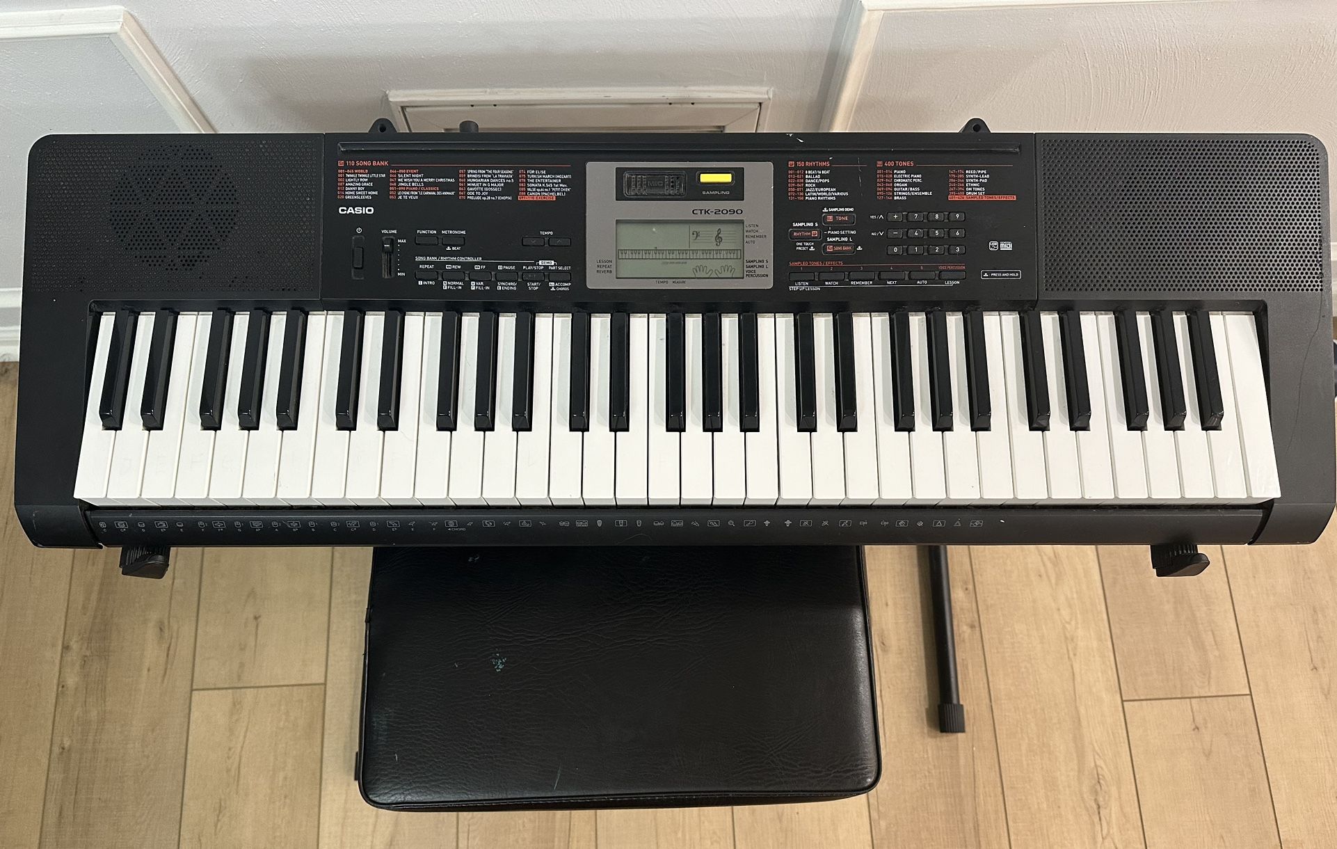 Keyboard with bench
