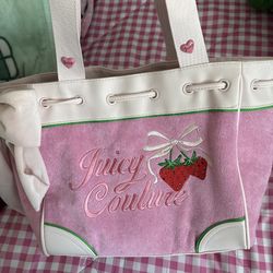 Juicy Couture Pink Strawberry Daydreamer