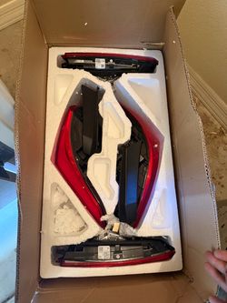 Honda tail lights (OEM)