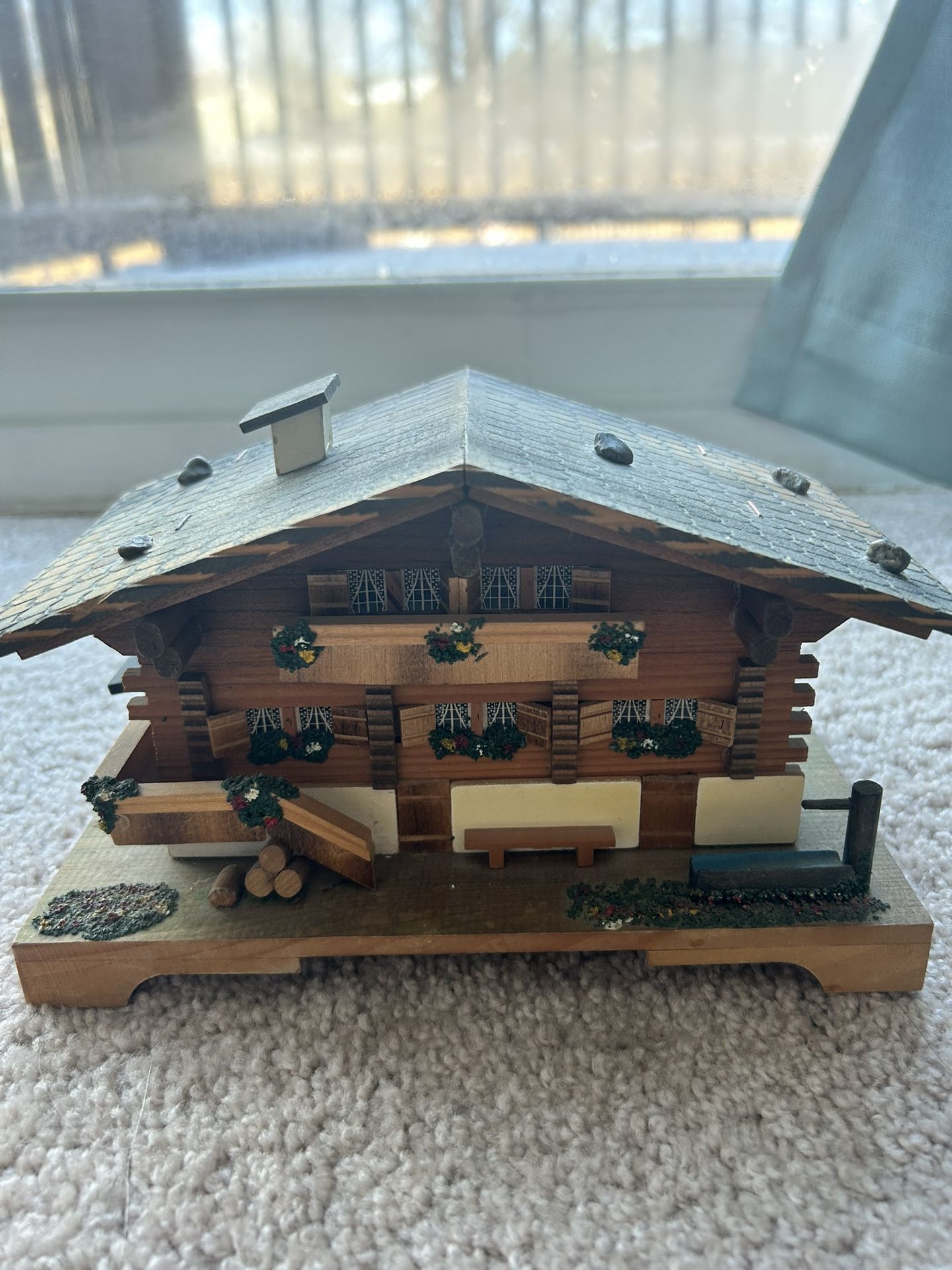 Rare Music Box Cigarettes Case 1950’s Jewelry Holder