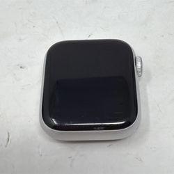 Apple Watch Series 6 Nike S/M 40mm Silver Aluminum GPS.  *NOT WORKING- PARTS*