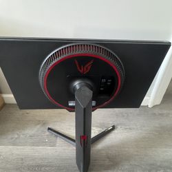 LG 27” 4k 144hz monitor