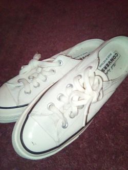 Converse Chuck Taylor size 7