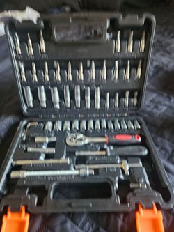 New 53pc socket & bit set