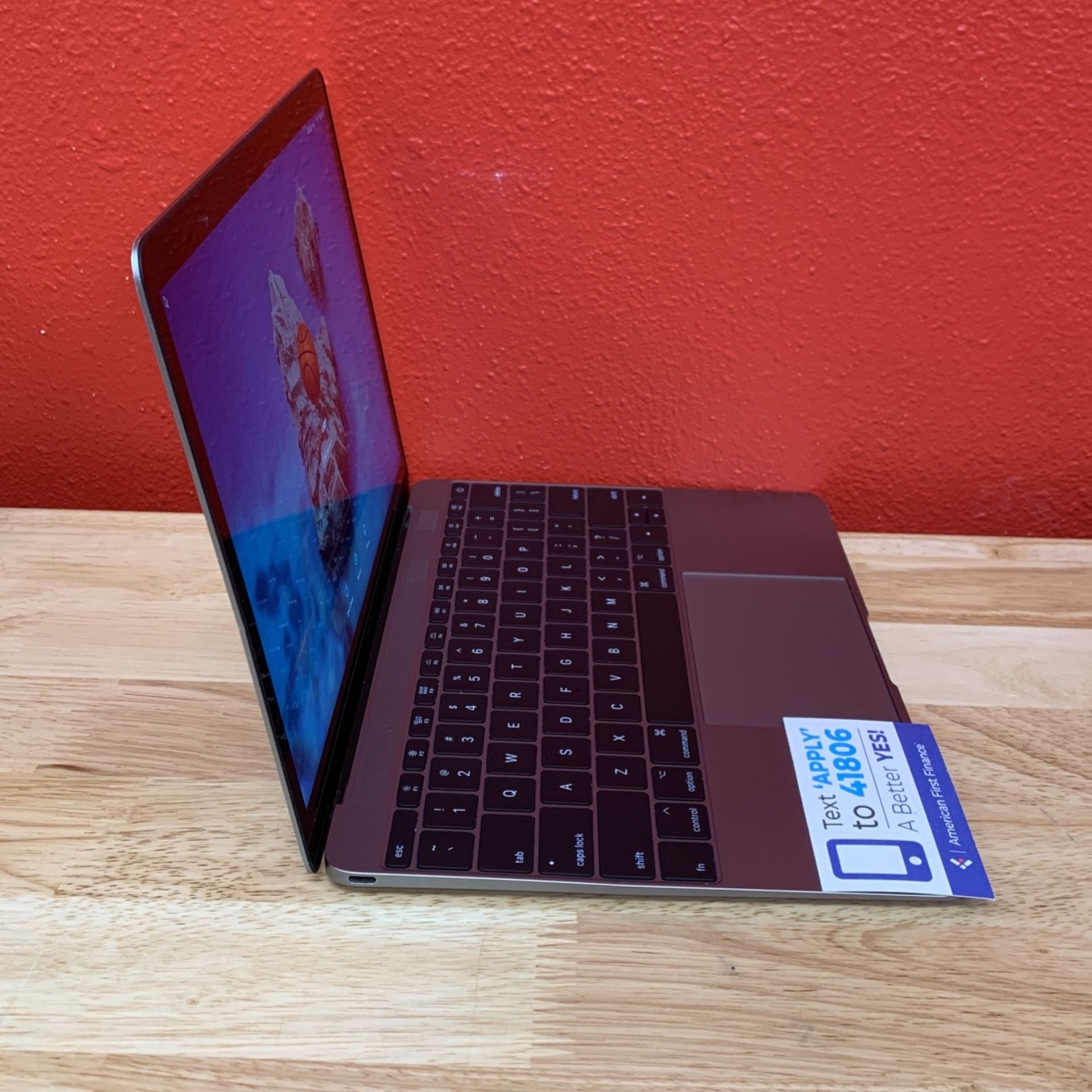 MacBook 12 Inch 2017 I7 16gb Ram 512gb