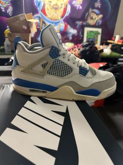 Jordan 4 Military Blue