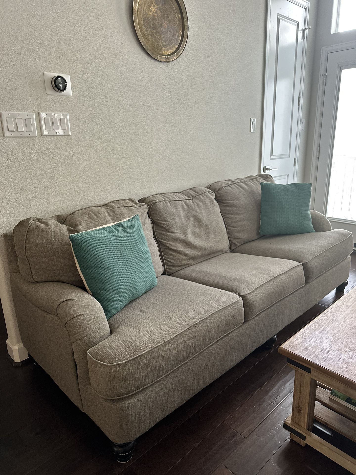 Matching Couch And Oversized Chair