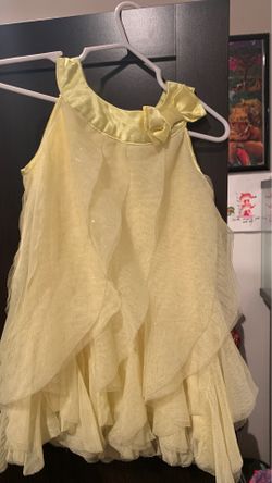Girls yellow dress