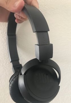 Nice Bluetooth headphones