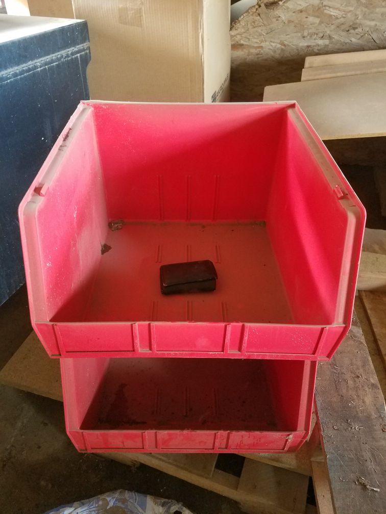 Akro bin stackable storage bins NEW IN BOX
