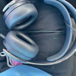 Ps5 Headset Come Without The USB 