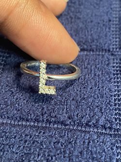 “L” Ring
