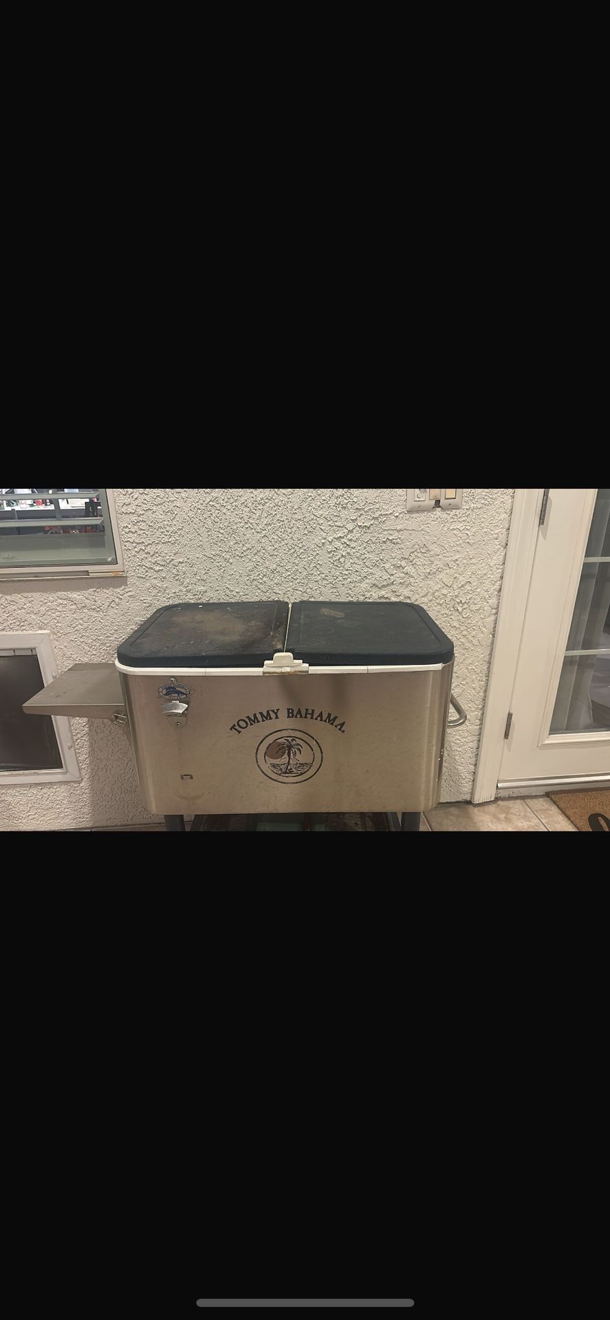 Tommy Bahama Ice Chest