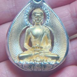 Gold-FN 925 silver Meditating Buddha Medal, Buddhist Necklace