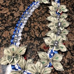 Custom Graduation Leis/ Money Leis / Graduaciones