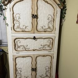 Provincial Hand Painted Solid Wood ARMOIRE Very Good Condition 