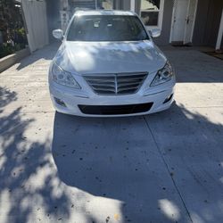 2011 Hyundai Genesis
