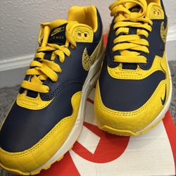 Nike Air Max 1 PRM Midnight Navy Varsity Maize – Women’s 5.5