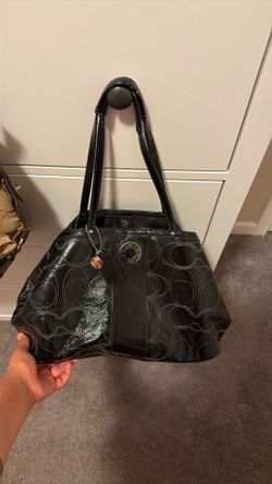 Coach kiss lock bag