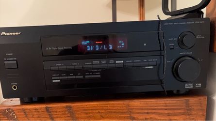 Pioneer VSX-D411 Audio Video Multi-Channel Amplifier Receiver