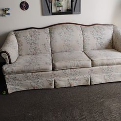 Free Sofa 
