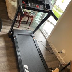 Treadmill 