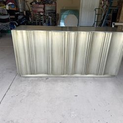 Bernhardt Furniture Winston media center Credenza Excellent Condition 