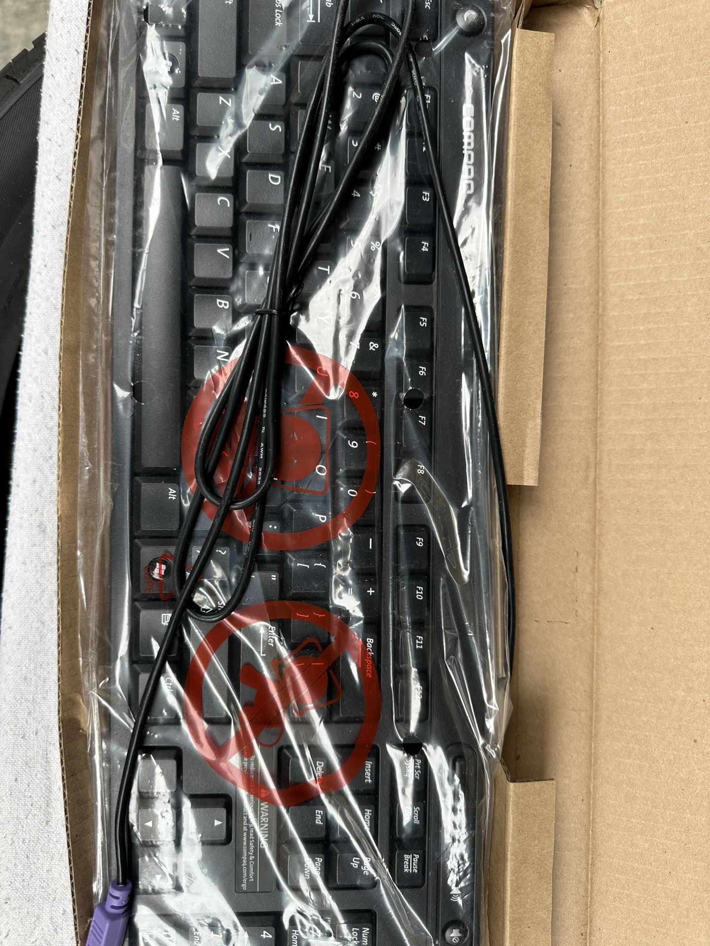 Compaq PS Port Brand New Keyboard In Box
