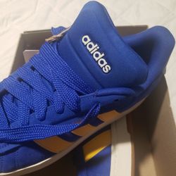 NEW MEN Addias Shoes