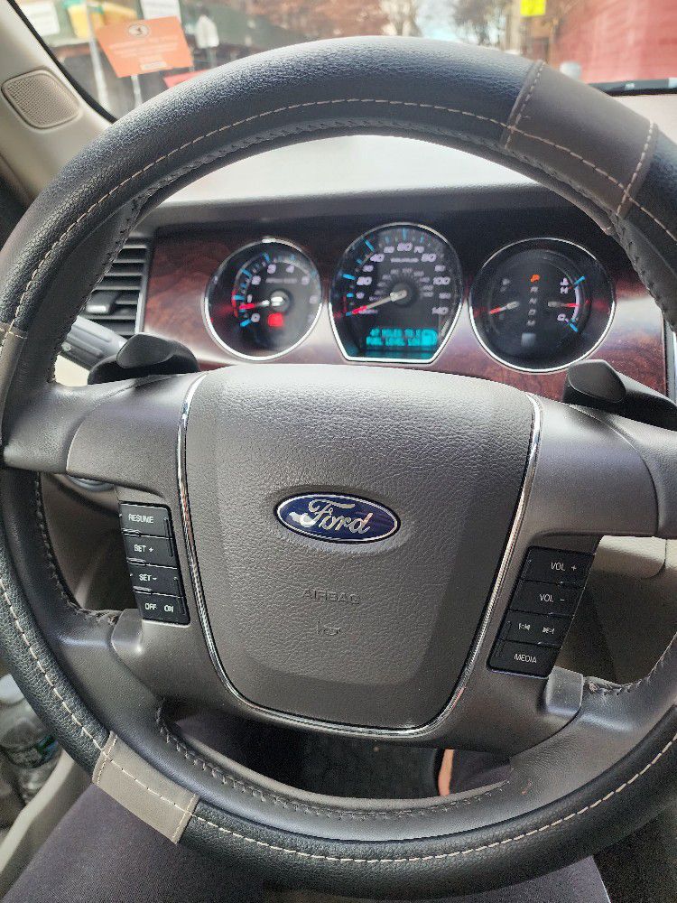 2012 Ford Taurus