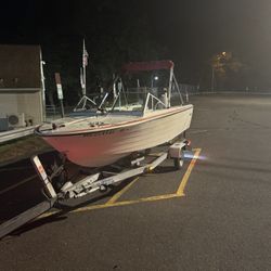 MFG 17 Ft  Boat 