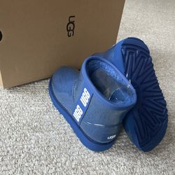UGG Kids size 13