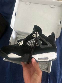 White Thunder Jordan 4