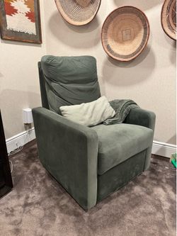 Monte Design Matera Swivel Glider Recliner – Moss Green Velvet | Matte Gold Base | Like New