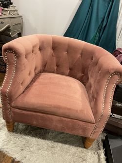 Pink Velvet Tufted Single Sofa