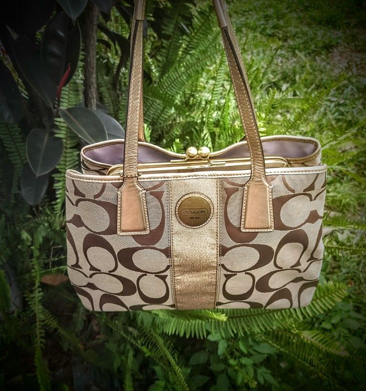 Coach Signature Handbag Gold