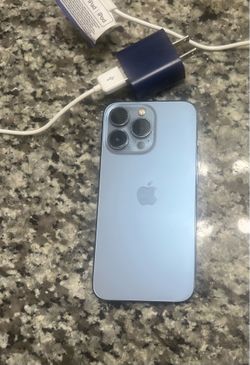 iPhone 13 Pro Sierra blue