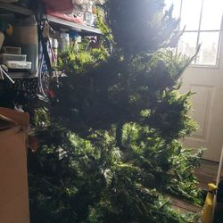7 Foot Artificial Christmas Tree 