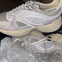 Coach Tech Runner Size 8.5Men