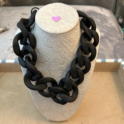 Black Large Chain Black Necklace With Adjustable Length