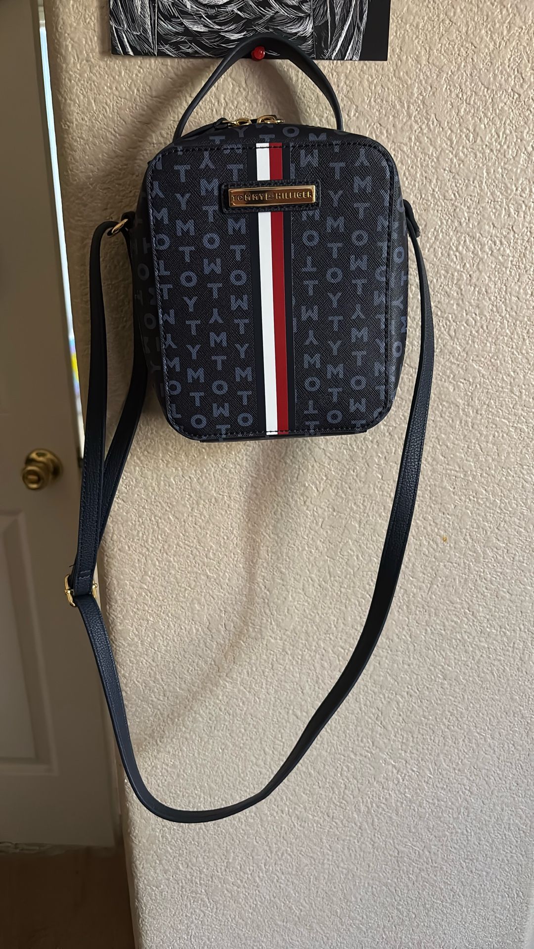 Tommy Hilfiger small Crossbody bag