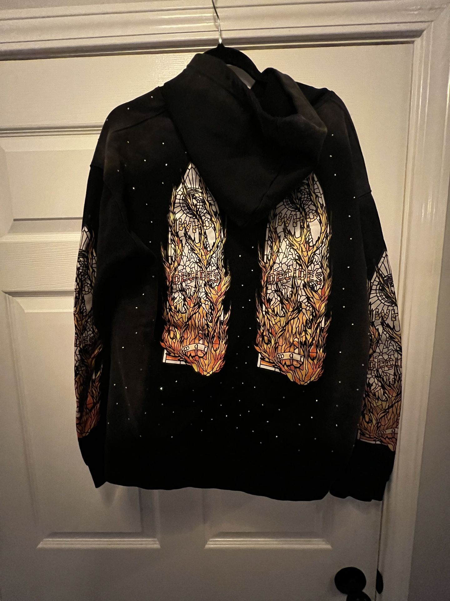 Hoodie Who Decided War