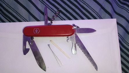 Vintage Swiss Army Collectors Knife camping hiking fishing hunting set. See our other great vintage art antiques Jewelry sports furniture fishing lure