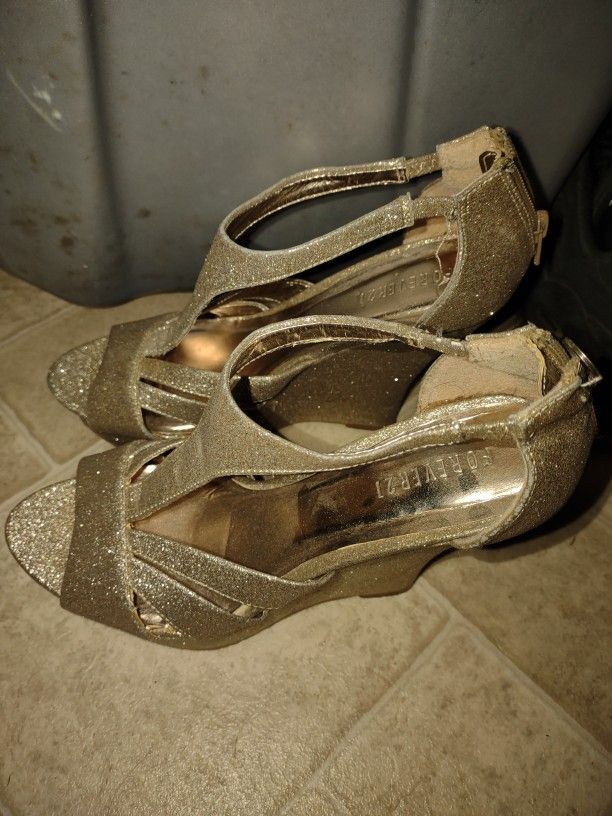 Ladies Wedges Shoes