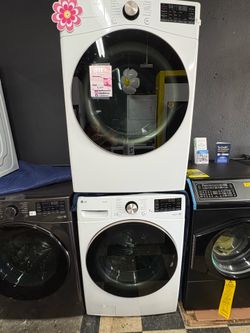 LG Washer and Dryer Set