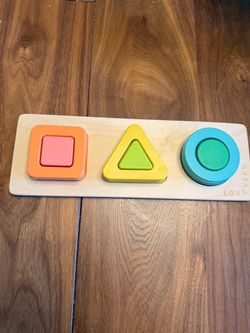 Lovevery Wooden Shape Sorting Puzzle