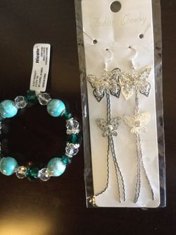 Lovely Silver 🦋 Butterfly 🦋 long earrings & bracelet 🌿🌷🌿