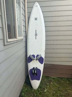 Wind surf board