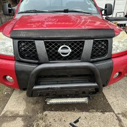 2007 Nissa titan v8 4x4